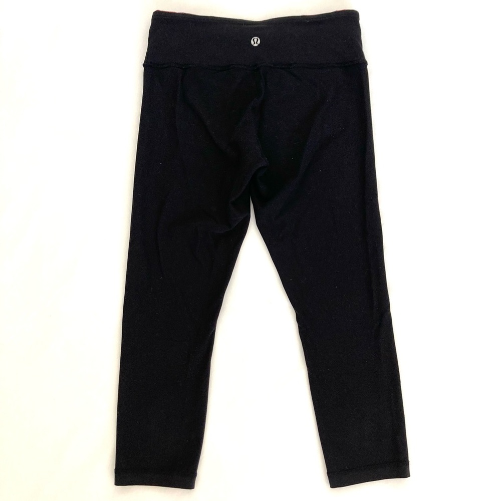 SOLD on eBay- Lululemon Wunder Under Crop II Reversible 4